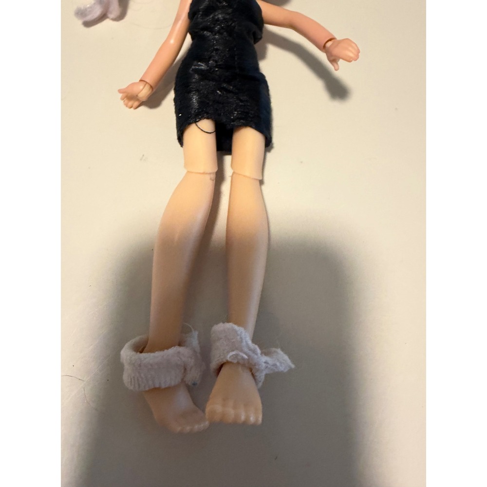 Boxy Girls Fashion Doll Blue Pink Hair Black Dress 8 Inch Articulated Toy - Picture 3 of 6